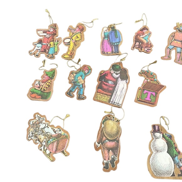 (21) Vintage Wooden Flat Diecut Two Sided Ornaments. Lot of 21 Ornaments - Picture 8 of 9